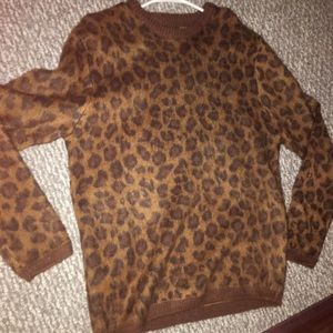 NEVER WORN tags attached Men’s leopard H&M sweater